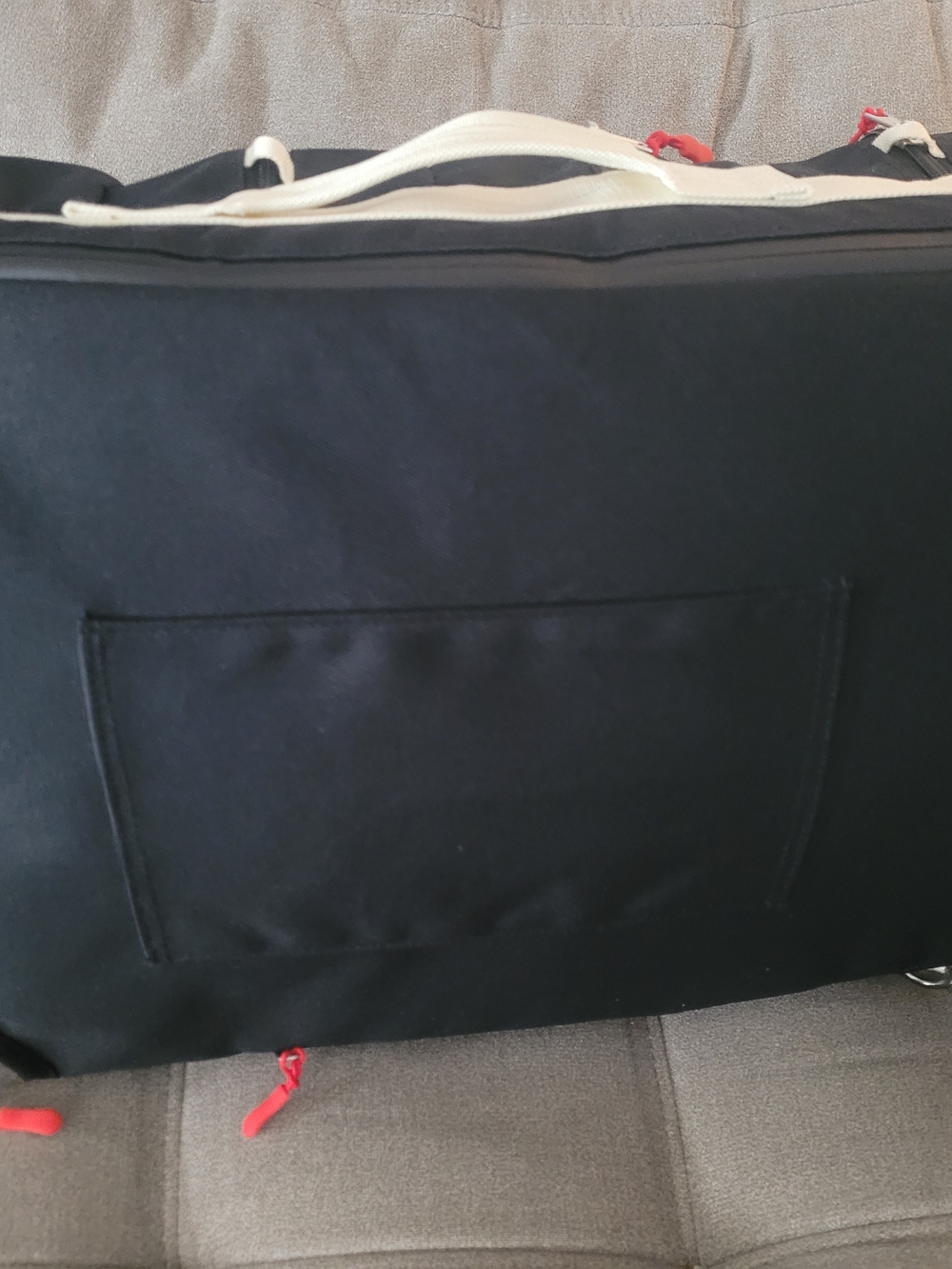 Tobiq 30L Duffle Bag Tokyo Colorway - Picture 2 of 4